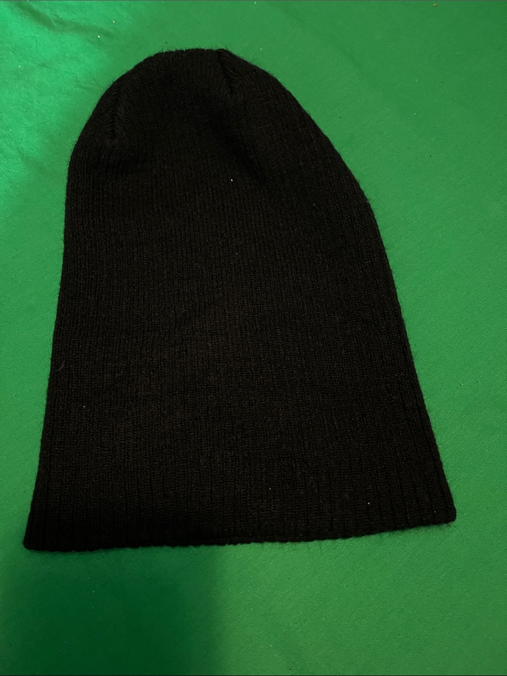 Classic Black Ribbed Knit Beanie - Mens